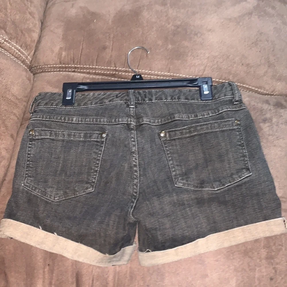Free People grey wash denim cuffed shorts size 29